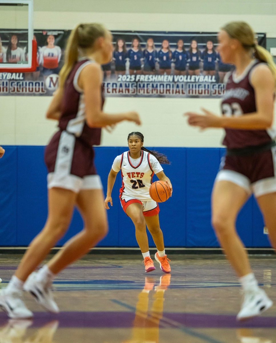 AniKa Faye tweet media