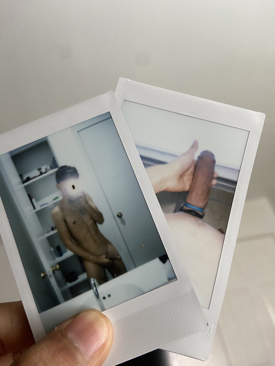 Should i do a scavenger hunt and have one of yall find them or should i give it to a random lady?😈🍆