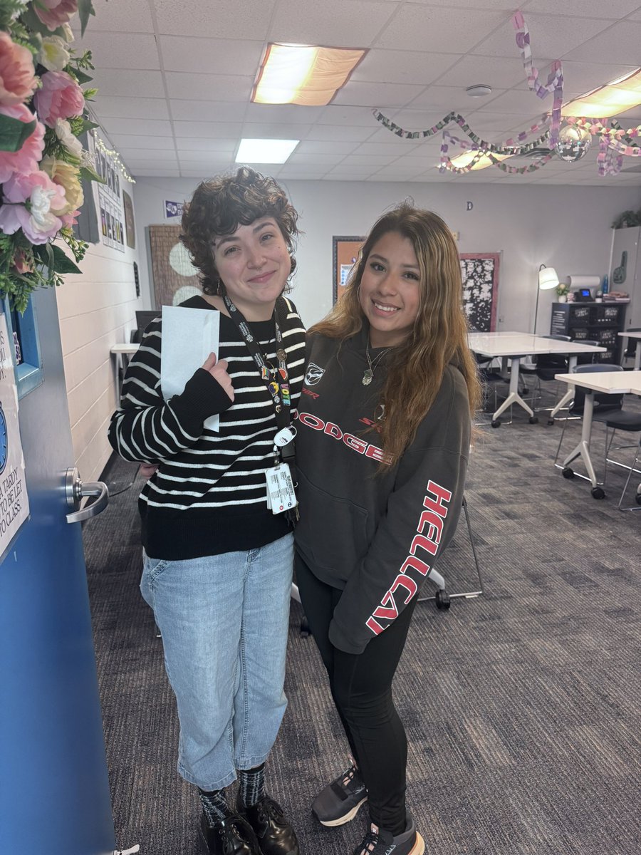 LadyBucSoccer's tweet photo. Thank you to our teachers that support our athletes both in the classroom and beyond the field. Each JV Silver player has selected a teacher that has made a positive impact on them. Thank you teachers for all that you do!!! https://t.co/9IHMEPXt9L