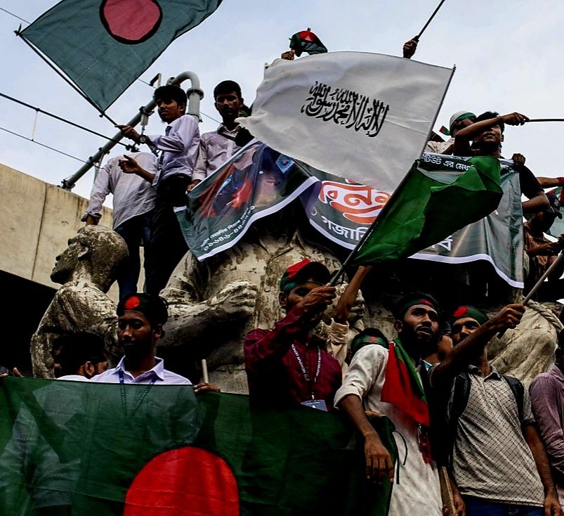 As Bangladesh nears an election marked by unrest and the exclusion of the previous ruling bloc, will rhetoric regarding women and foreign affairs be enough to win over global observers?🌷🇧🇩 🌎
