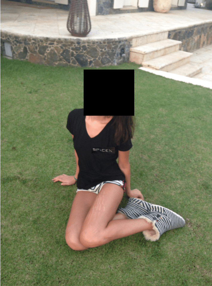 Andercot's tweet image. There's really only one thing you need to see to understand the 'Epstein files' are a controlled disclosure to shape public opinion without revealing much of the truth.

And it's this: a photo included in the files that is clearly photo-shopped to include a SpaceX logo on a…
