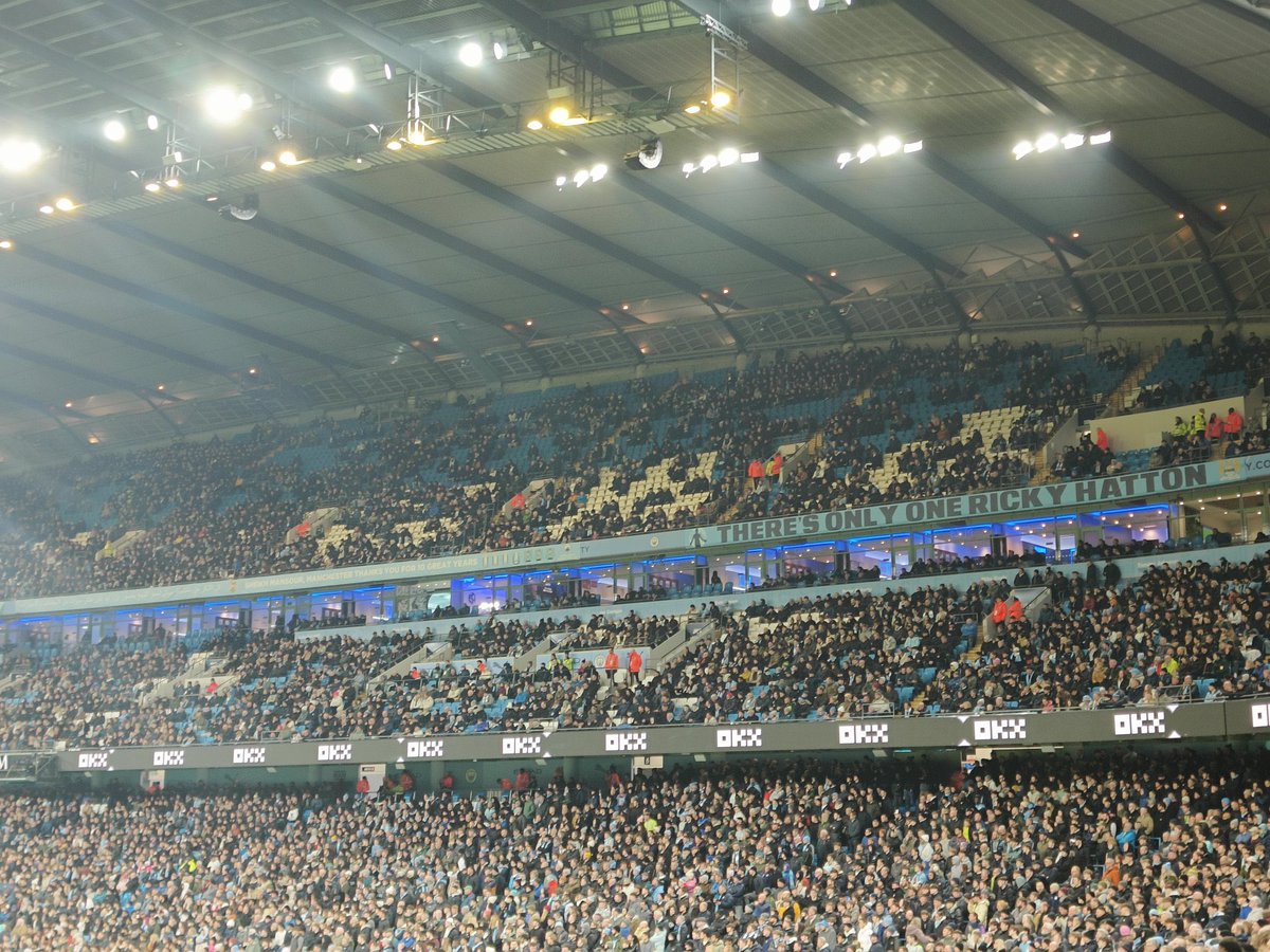 TurkTalksFC's tweet photo. Domestic cup semi-final. Offering discounted tickets by any means necessary and it’s still soulless.

I’ll repeat, they’re actually making this place BIGGER… 😅😅😅 https://t.co/fmIxRw1KrS