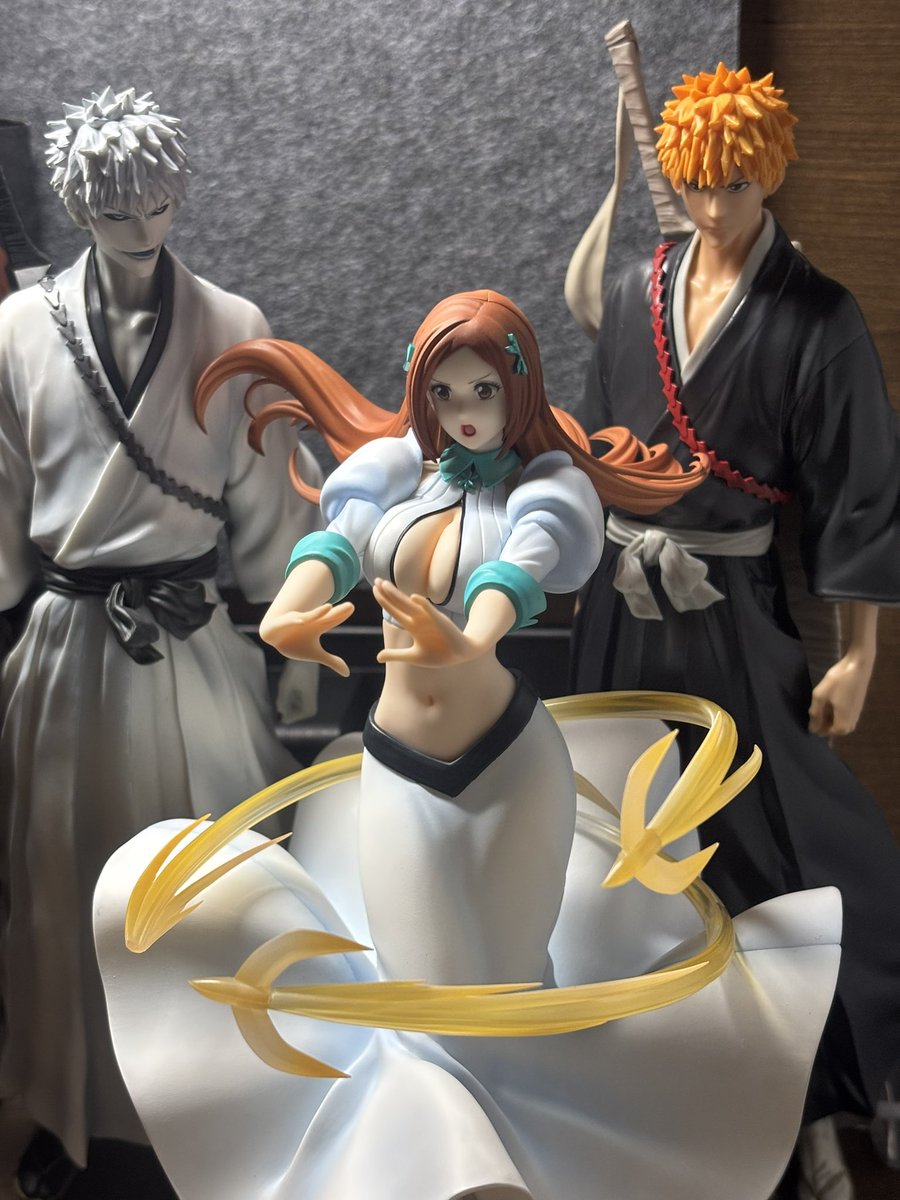 𑣲 yule tweet media