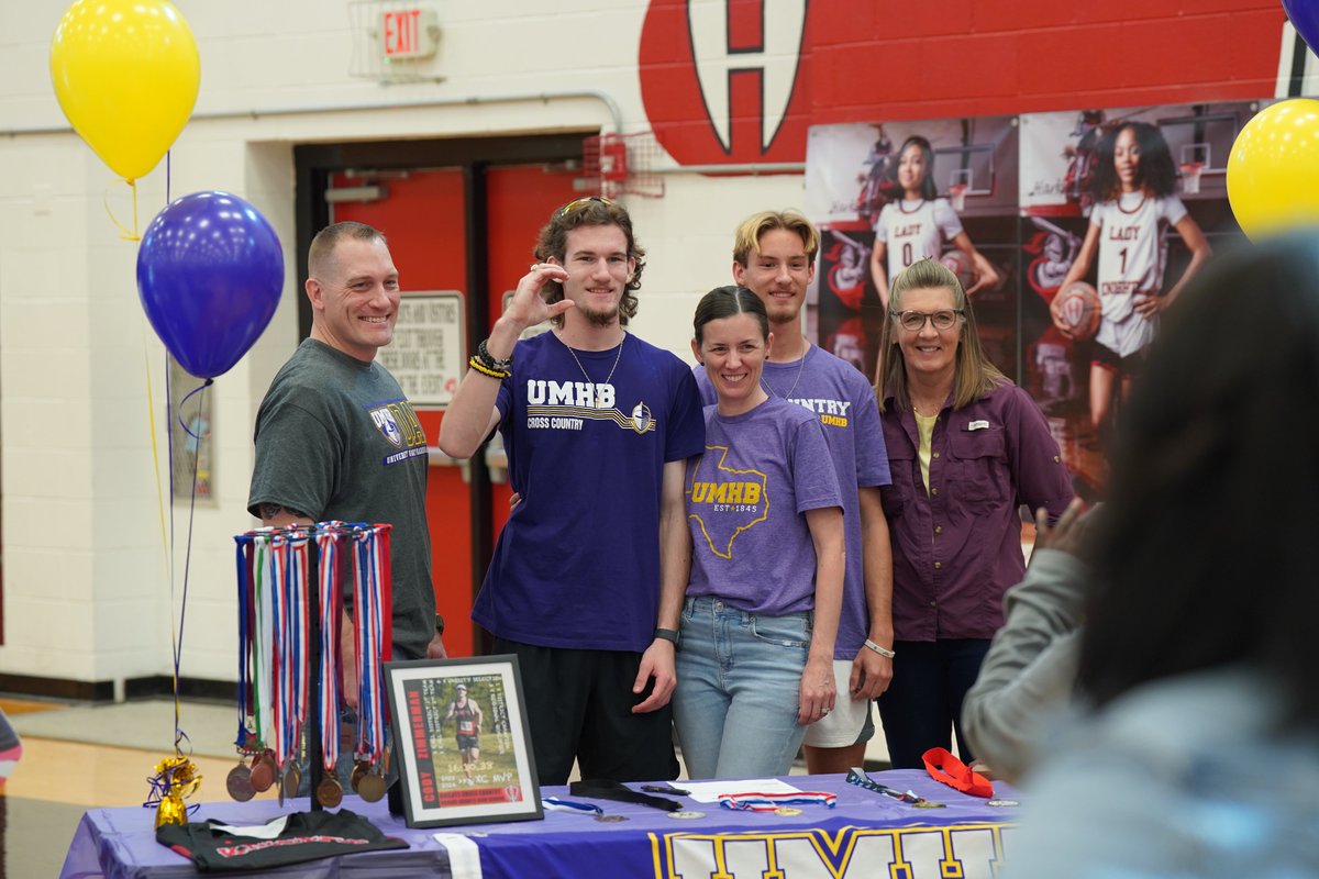 KilleenISD_'s tweet photo. Harker Heights celebrated 11 student-athletes on Wednesday with a packed signing ceremony in the school's gym. Cross country, volleyball and football were represented. Congratulations!!!
More photos: https://t.co/wvAMw4JSat
Cross Country
Cody Zimmerman, UMHB

Volleyball
LeDaejah Edwards, Wiley University
Sanau Falaniko, Collin College
Tiarra Harris, Dallas College Richland
Promise Rollins, Dallas College Richland

Football
Kristian Nobles, UT-Permian Basin
Cooper Howard, Midwestern State University
Jordan Loney, UT-Permian Basin
Roydell Kennedy, East Mississippi Community College
Patrick Ramirez, UT-Permian Basin
Corey McMillan, Kilgore College