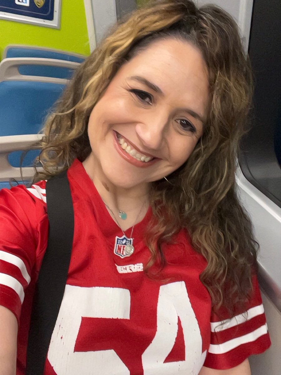 ginareppindabay's tweet photo. Had fun yesterday &amp; got to see Charles Haley, too! #FTTB #CharlesHaley #SuperBowlLX https://t.co/Hyg6yuMi0y
