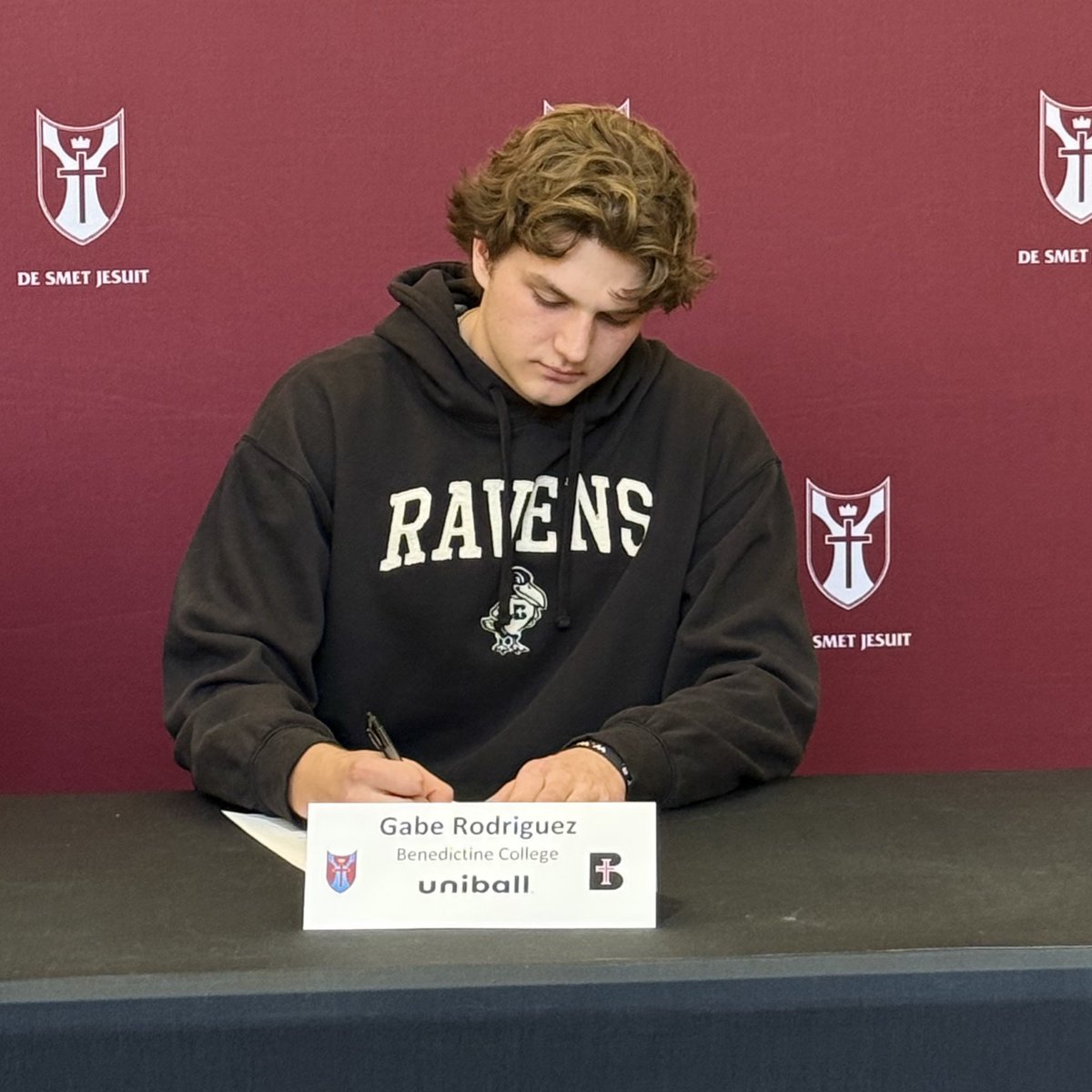 De Smet Jesuit tweet media