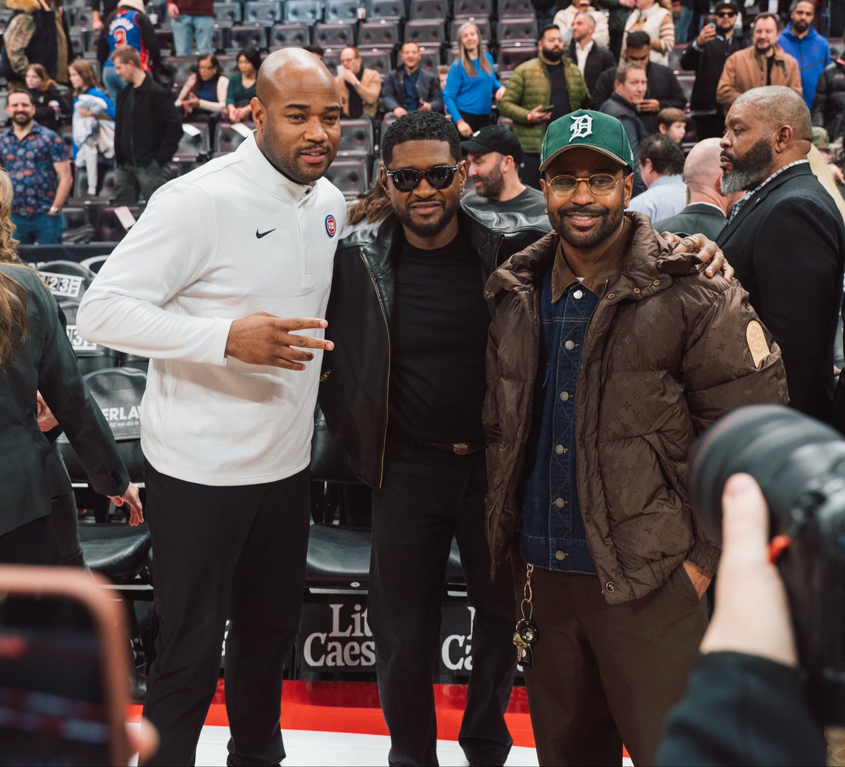 Usher Raymond IV tweet media