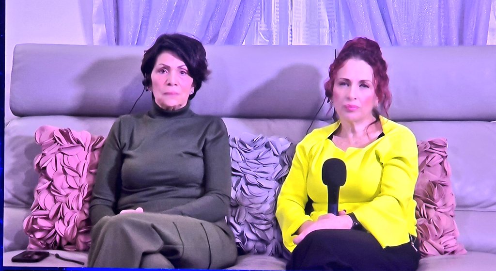 #chilhavisto
Quanta bellezza e quanta dignità in questa famiglia tutta al femminile...

Speriamo possano trovare la pace e le risposte che meritano e soprattutto verità per Roberta