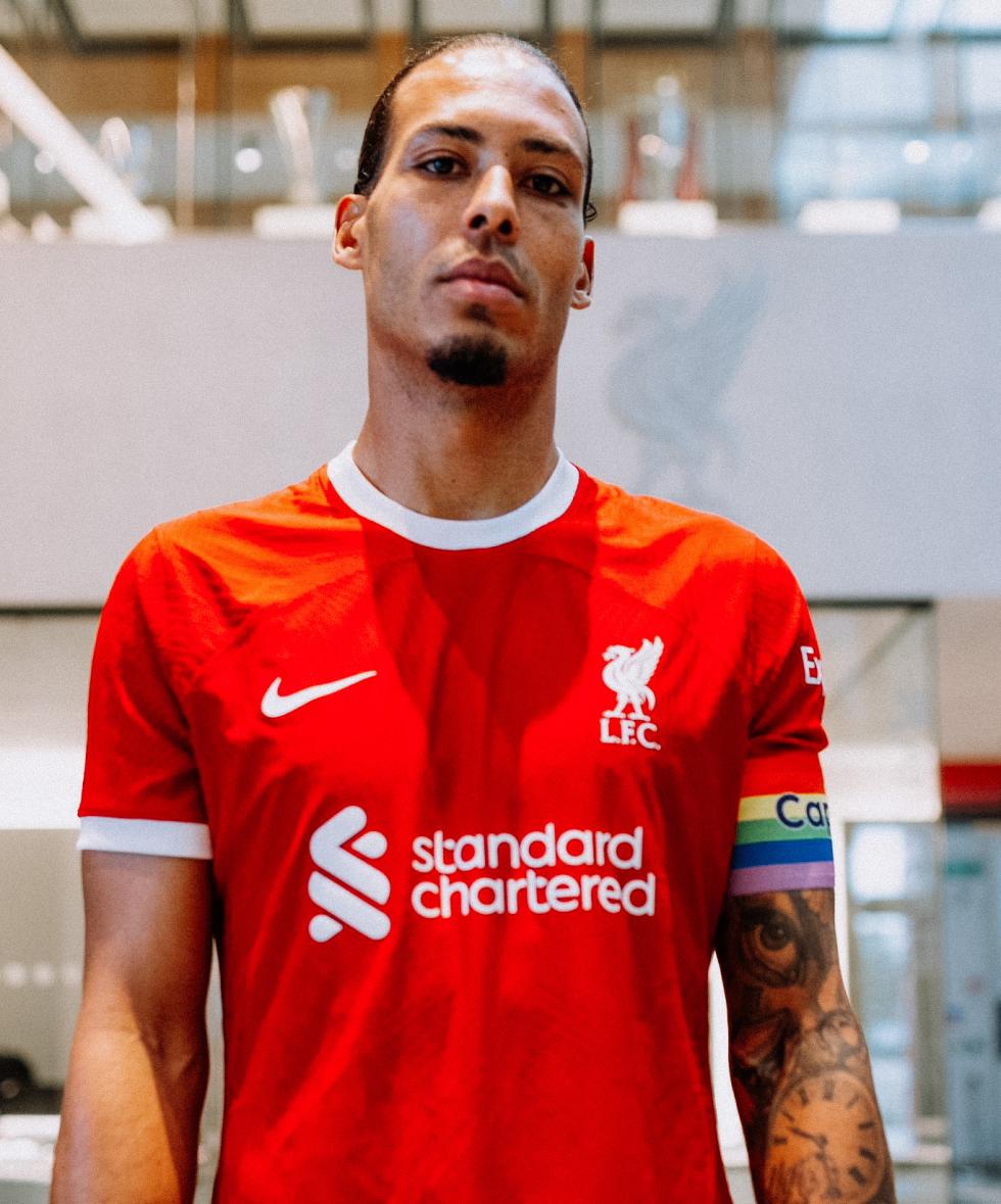 AnythingLFC_'s tweet photo. Premier League captains will NO LONGER be asked to wear rainbow-themed captain's armbands, they will also NO LONGER be asked to wear pride-themed warm-up tops.

✍️ @TheAthleticFC