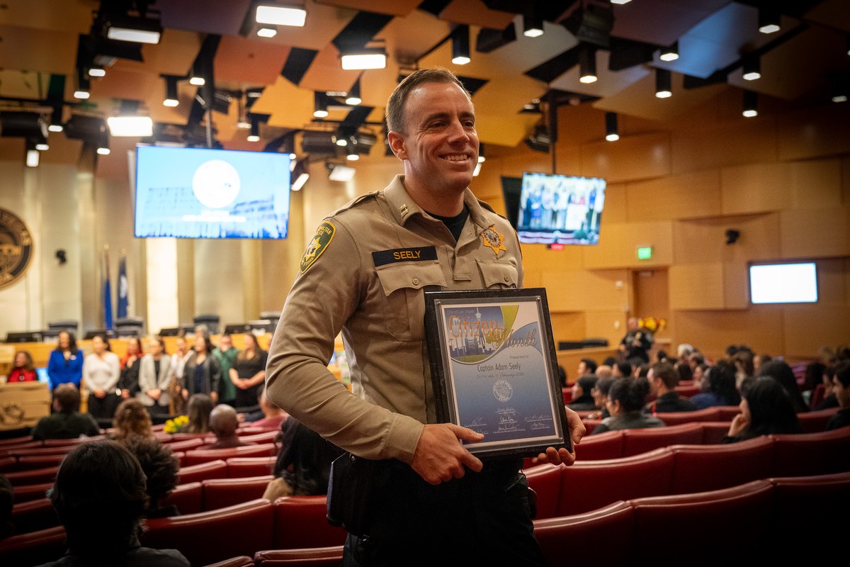 LVMPDDTAC's tweet photo. Citizen of the Month!

Congratulations to DTAC Captain Adam Seely, recognized by Councilwoman Olivia Díaz. In two years at DTAC, he has helped reduce copper theft, lead neighborhood cleanups, and strengthen safety across Downtown Las Vegas by policing with the community. https://t.co/r1oMNAAkRy