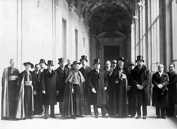 URDailyHistory's tweet photo. 11 Feb 1929: The #Lateran Treaty is signed between #Italy and the Holy See, recognizing #Vatican City as an independent state. The #Catholic church is also given compensation over the loss of the #Papal States in 1870. #History #OTD #HolySee #ad https://t.co/mmUzQjUCMs https://t.co/3aTnGUczGD