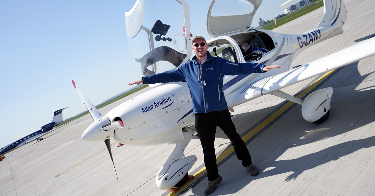 Robbie ✈ tweet media