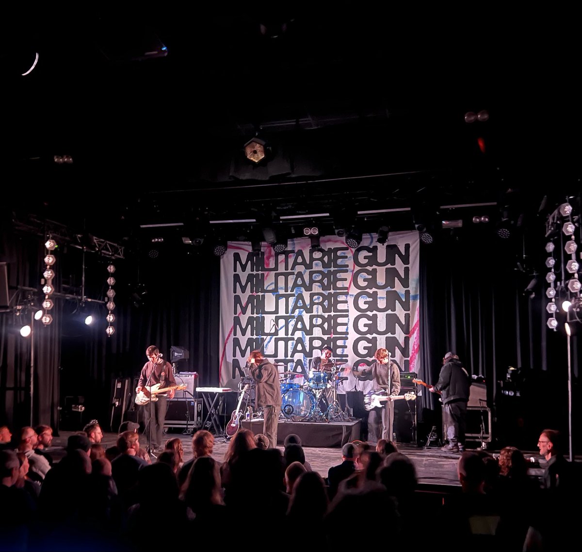 Flight Mode tweet media