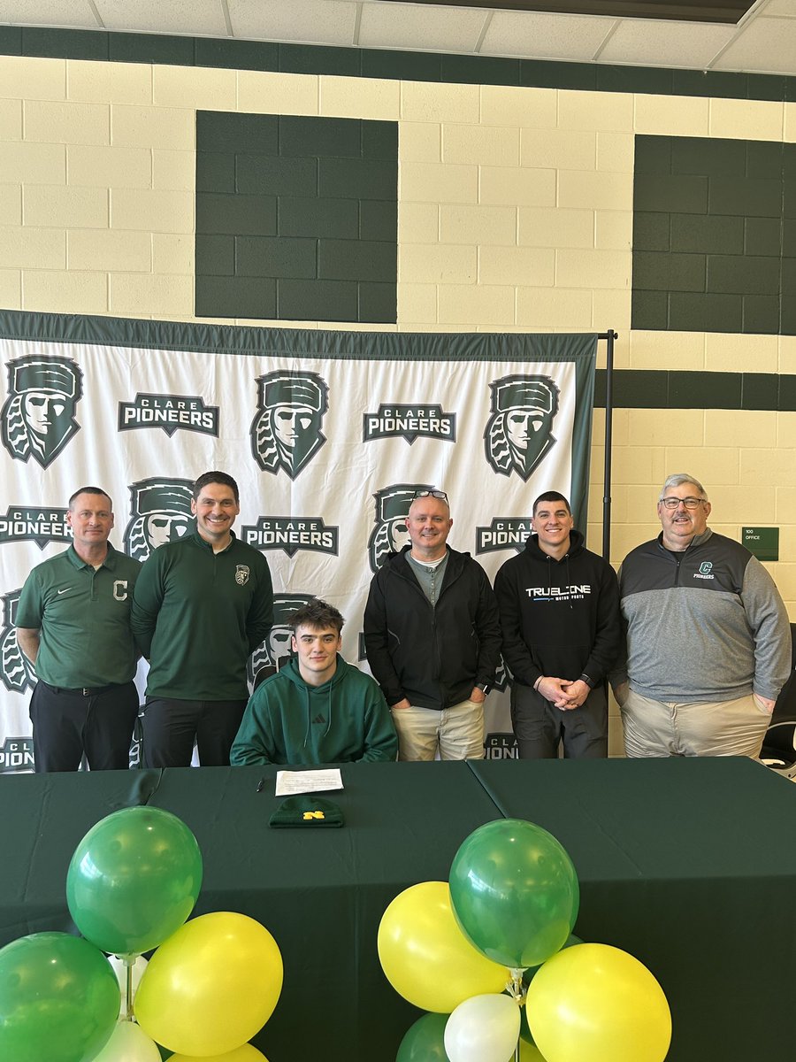 Jhalicek20's tweet photo. It’s Official. 🔰🔰@NMU_Football @CoachBoom26 @NMUCoachJanus https://t.co/RycWBjlS4D