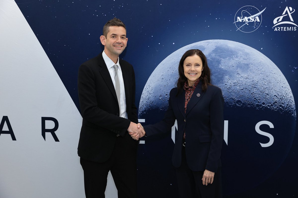 csa_asc's tweet photo. President Lisa Campbell met with @NASAAdmin Jared Isaacman at the Kennedy Space Center. The historic Artemis II mission highlights Canada’s enduring partnership with the U.S. and our shared commitment to peaceful, sustainable and safe lunar exploration. https://t.co/Rz3cado2JF