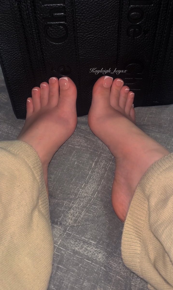 Do you like feet? 🩷🫢
