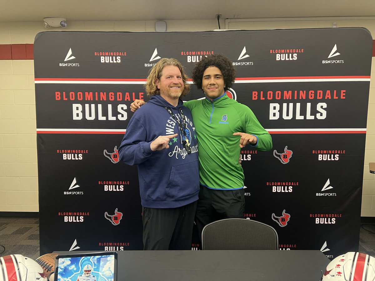 Coach Lat tweet media