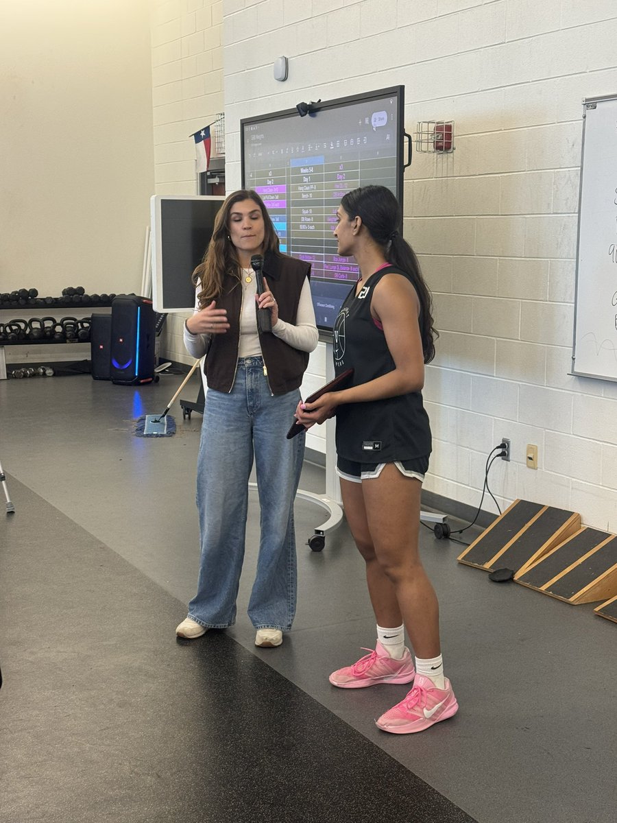 Vandegrift Girls Basketball tweet media