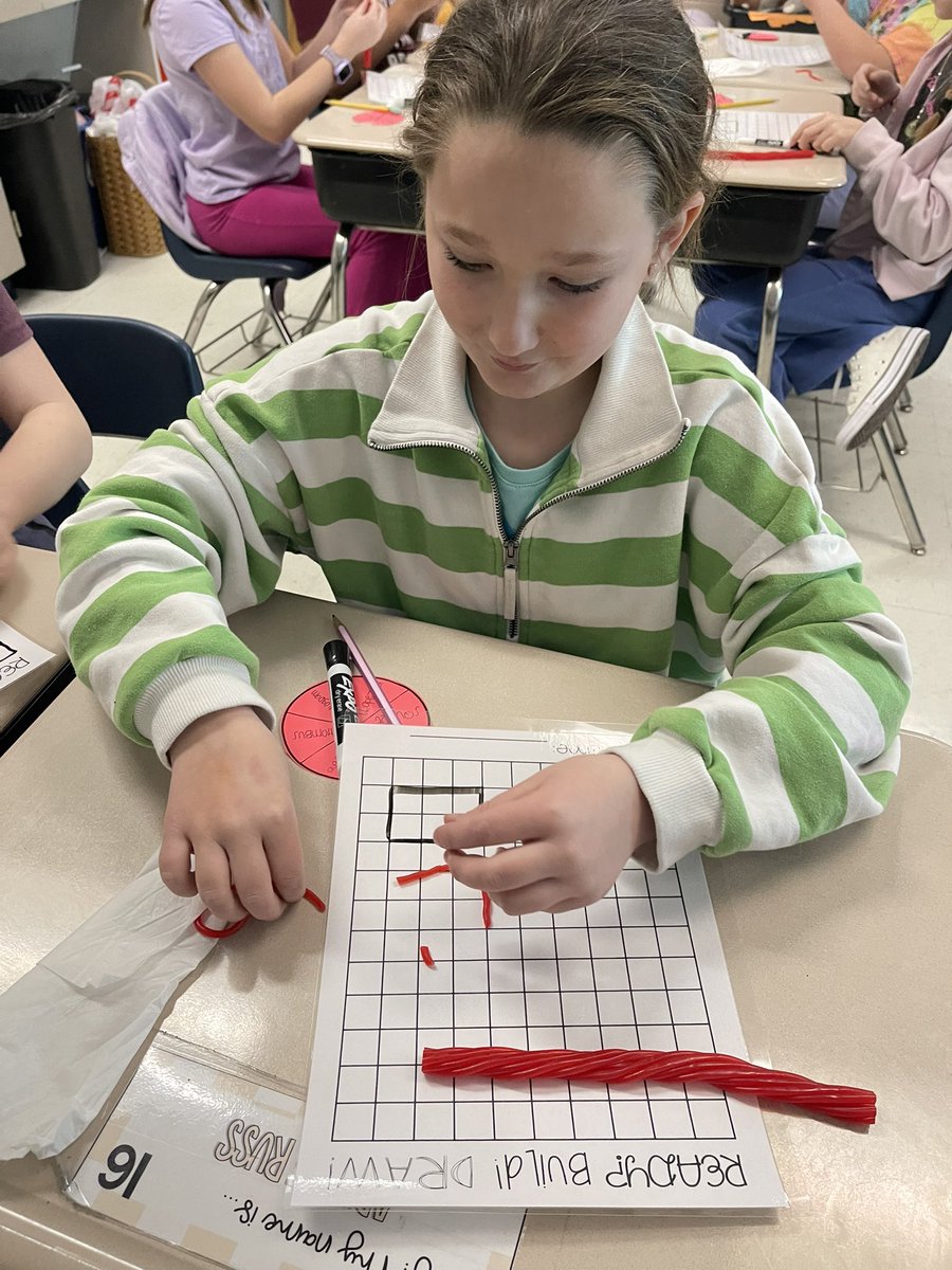 fpcs_MsSmith's tweet photo. Investigating quadrilaterals with @TWIZZLERS @FPSchools https://t.co/cRPOMaVCkA