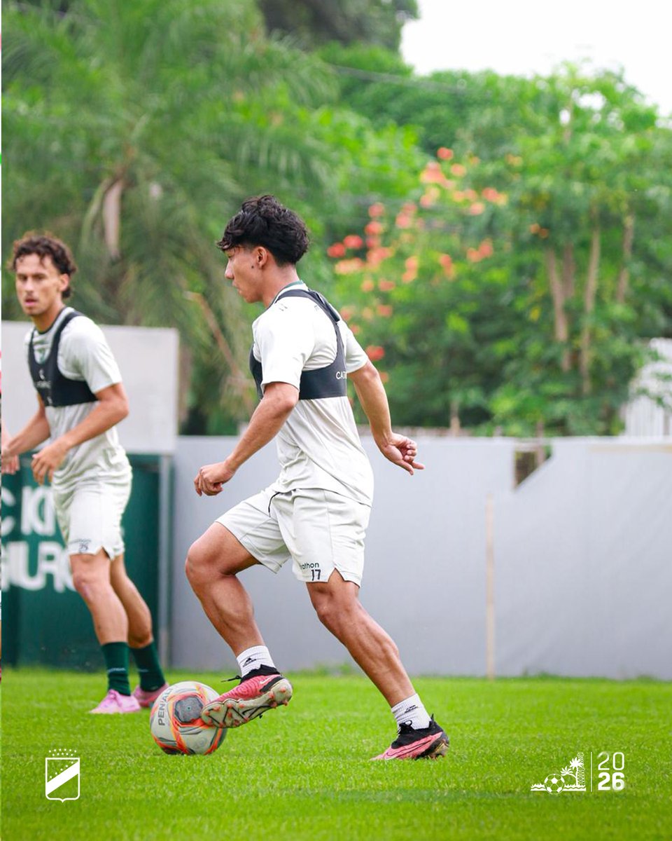 cdopetrolero's tweet image. Mitad de semana en San Antonio ⚽️

#Entrenamiento
