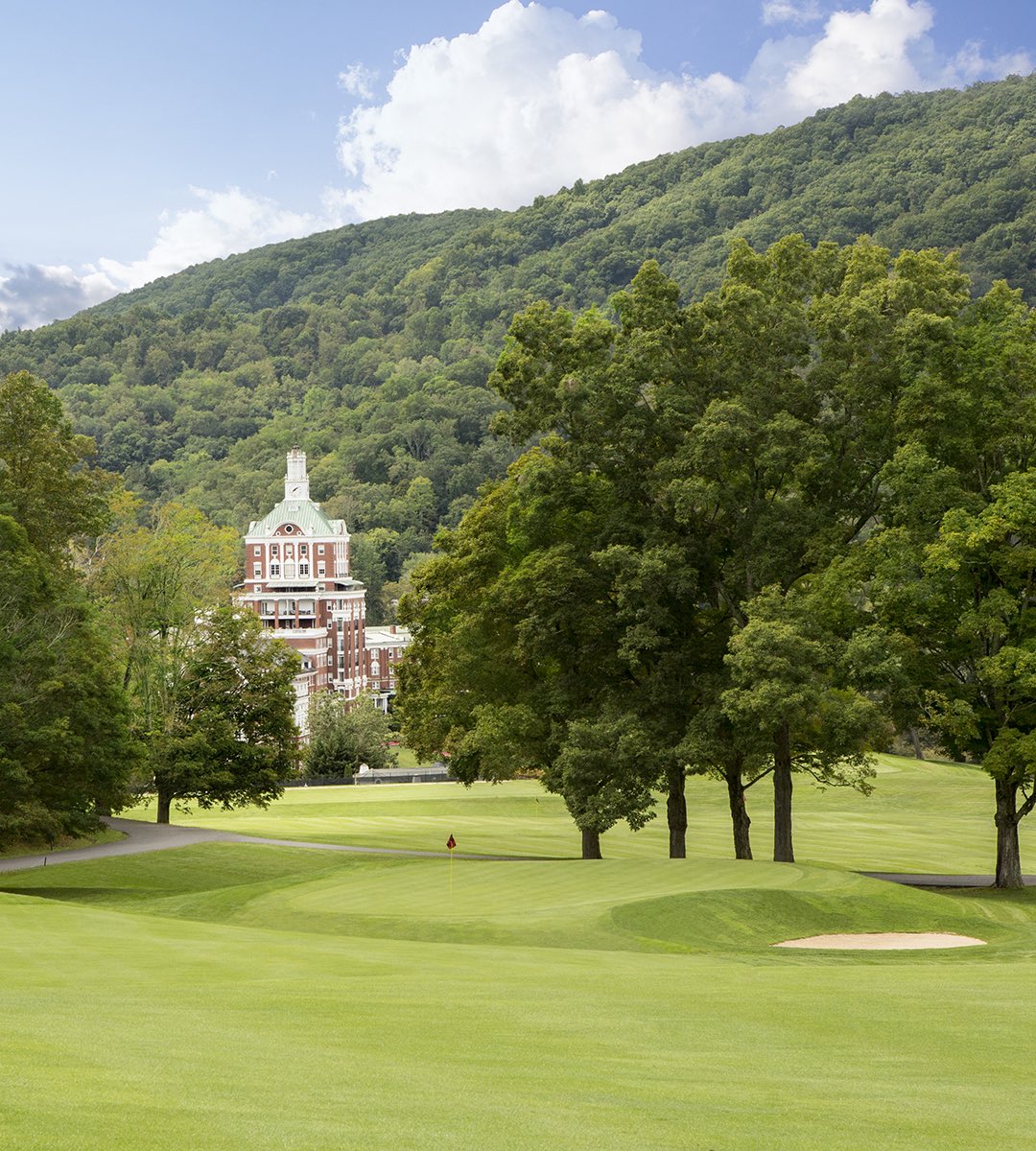 LINKSMagazine's tweet photo. The Old Course at the @OmniHomestead • Hot Springs, Va.

Originally opening as a 6-hole course in 1892, The Omni Homestead’s Old Course is the oldest course in Virginia, and claims the distinction of having the oldest first tee in continuous use in the U.S. Today, it caters to the modern golfer with an even balance of six par threes, six par fours, and six par fives.
