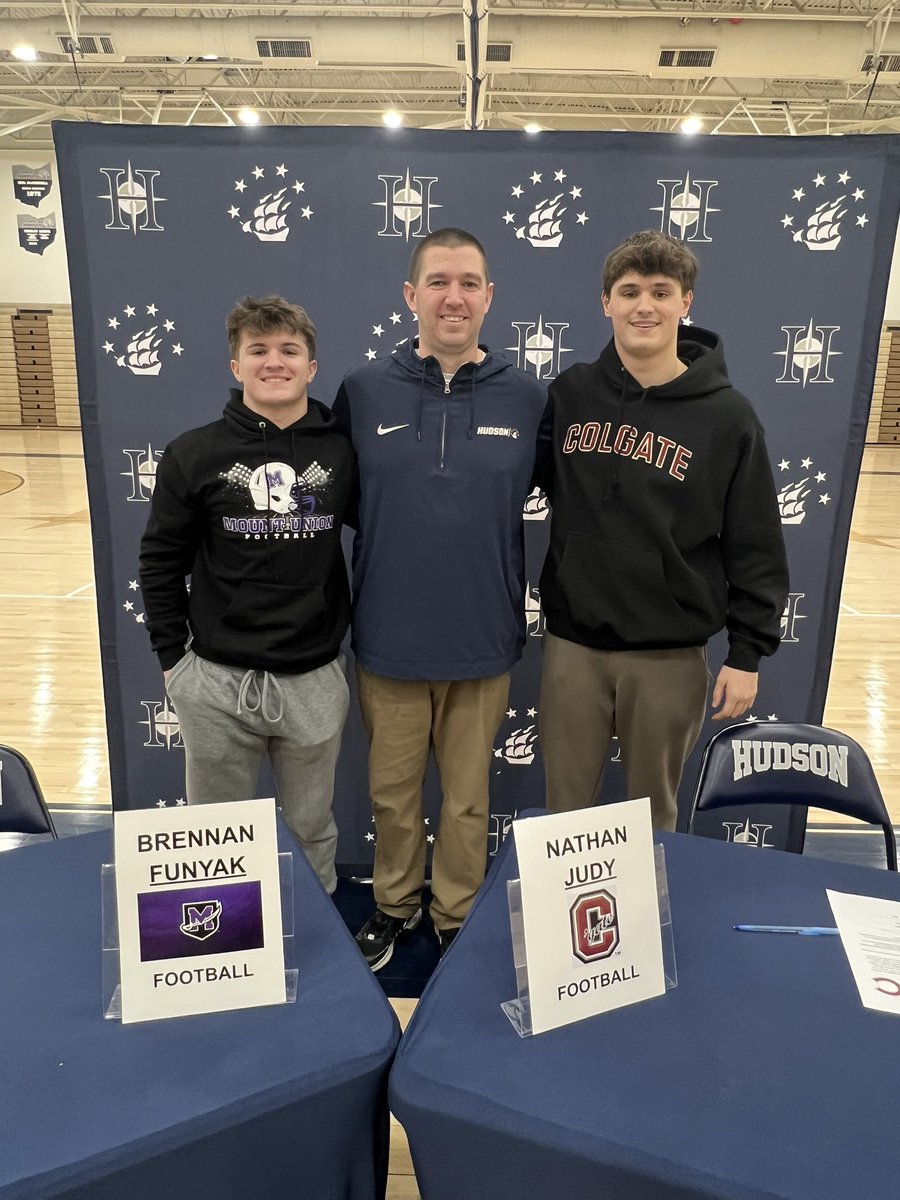 HudsonOHSports's tweet photo. Nathan Judy
Colgate University
Football
#ExplorerPride
@RollHudFootball 
@ColgateFB https://t.co/PRxKRgWoso