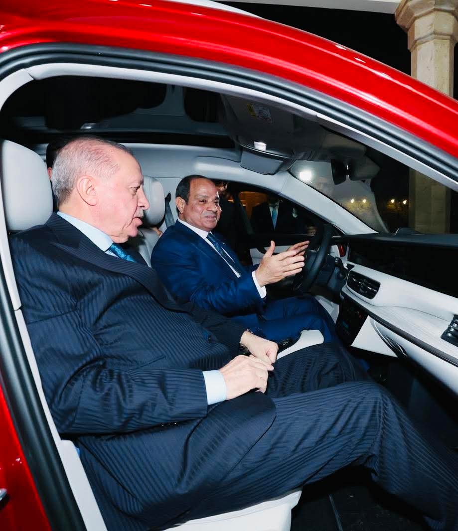 الطائر المغرد tweet media