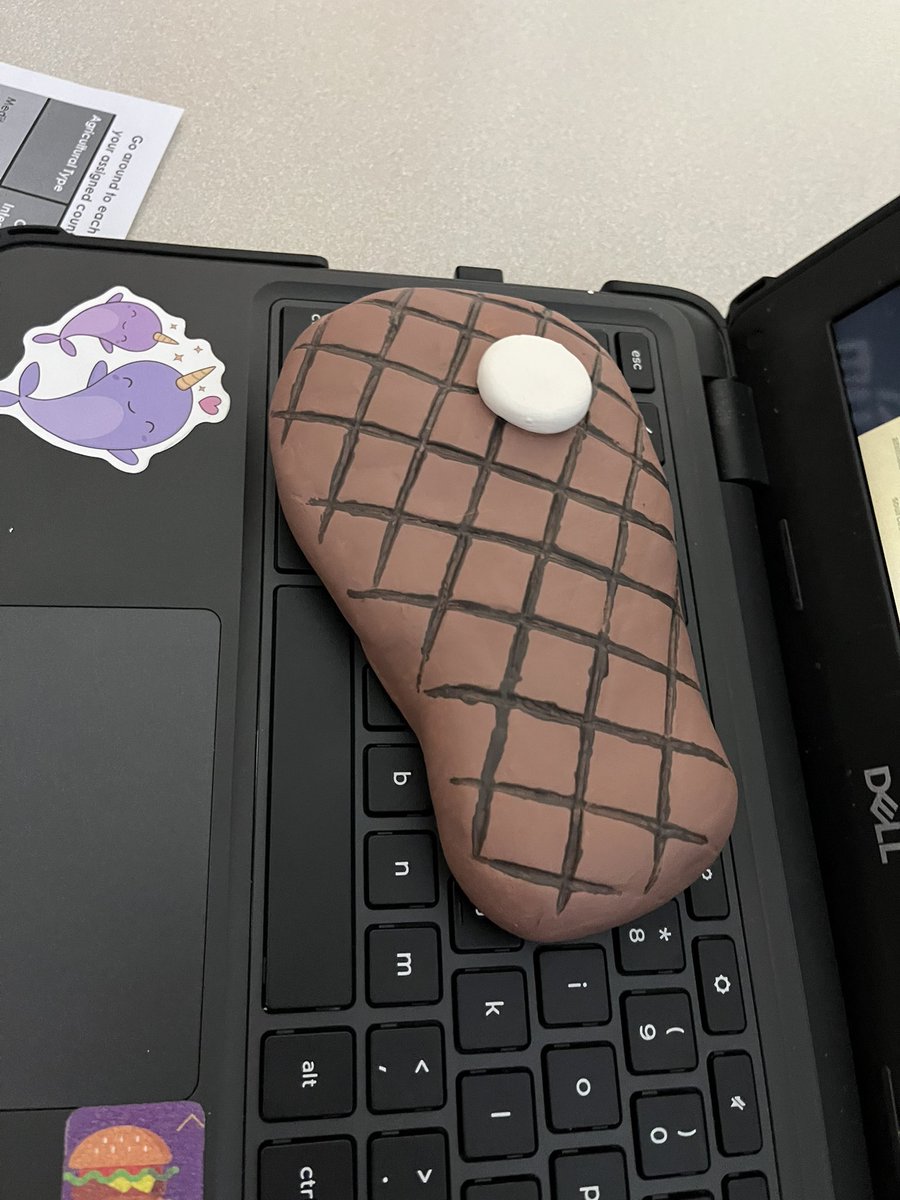 MsRay_KHS's tweet photo. And some more! Lots of clay with this bunch https://t.co/JLhQdO0Rx3
