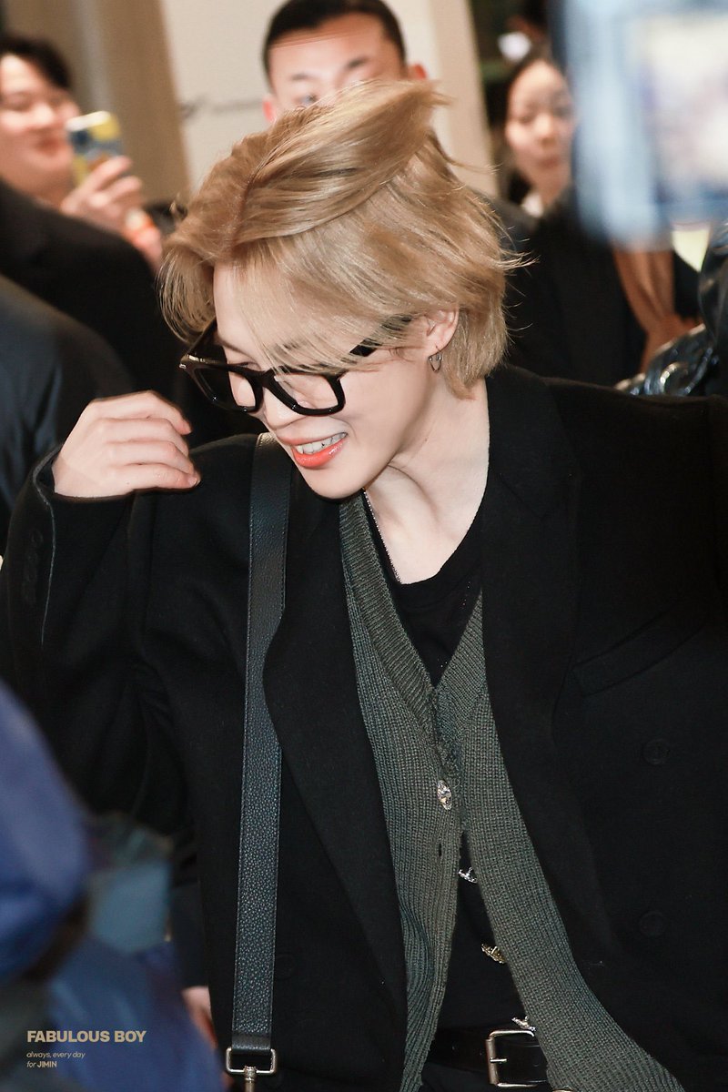 mimizzitta's tweet image. Who’s in your pfps? 

Discord: Não uso
Main twt: Jimin
Priv twt: Elayne Baeta
Instagram: Eu
Pinterest: Moka
Youtube: Eu
Tiktok: Eu
Steam: Não uso
Spotify: Kenshin
Bluesky: Não tenho
WhatsApp: Lisa