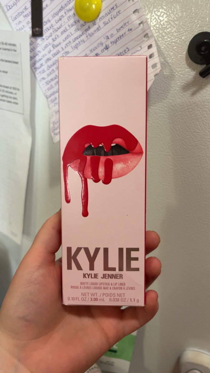 xkrdx's tweet photo. since we’re bringing 2016 back apparently, grabbed a lip kit today lolllll (I have a galentines event this weekend and this ended up being the perfect red) @kyliecosmetics https://t.co/nTCWmPj8DO