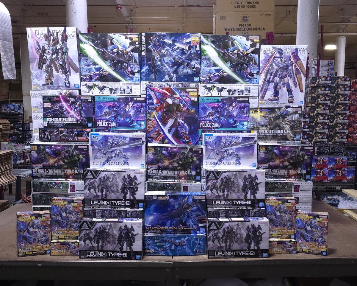 This tower is full of transformable fun to extreme customization
#gundam #gundambuilder #modelkits #gundampros

gundampros.shop/product-catego…