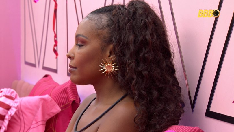 httpsrealitys's tweet image. olha o perfil da mulher puta que pariu perfeita