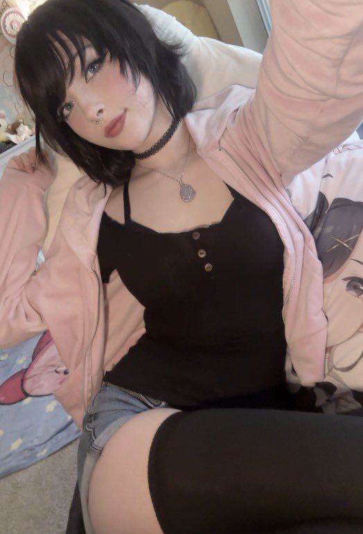 ellibear tweet media