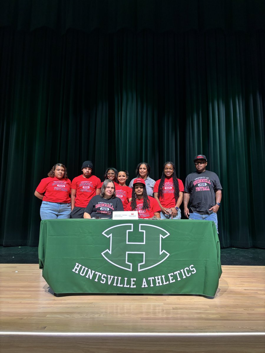 Jason Lewis Jr tweet media