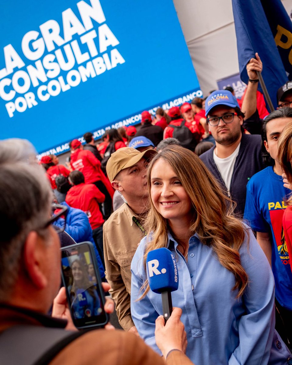 Así se ejerce la política con transparencia. Propuestas serias para la gente; cohesión y convicción para unir a los colombianos alrededor de la decencia, la legalidad y el progreso. Esta es #LaGranConsulta
#PalomaPresidente