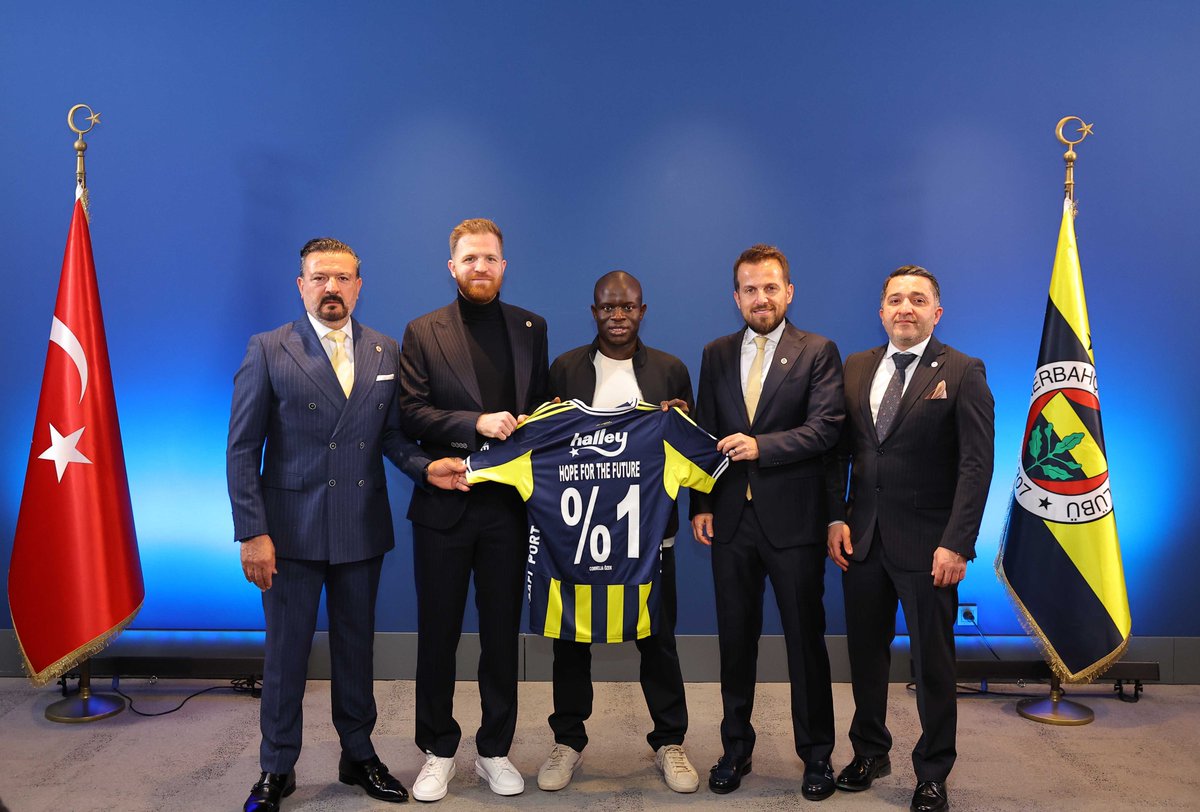 Ailemize hoş geldin N’Golo Kanté 💛💙 

🔗 bit.ly/4qlqprc