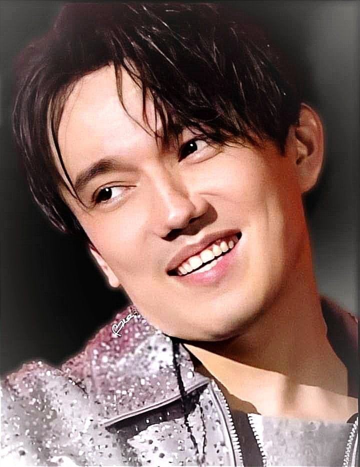 cr_yh50096's tweet image. Un proyecto que nace del talento, pero crece desde el corazón. Siempre contigo, Dimash. 🌍✨

From Kazakhstan with love 
DIMASH AND HIS SHOW
#VoiceBeyondHorizon