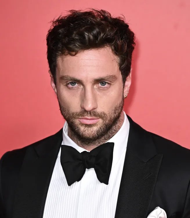 WeGotitBack's tweet image. The next James Bond is being developed by Amazon MGM with a planned release in 2027 

Who should be the Next James Bond 

A: Tom Hardy 
B: Henry Cavil 
C: Idris Elba 
D: Aaron Taylor-Johnson