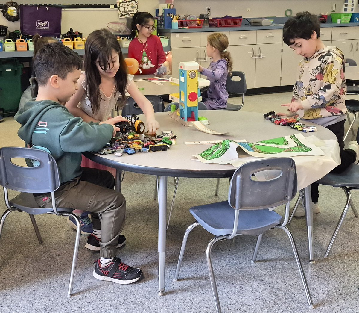 Tammy Siganakis tweet media