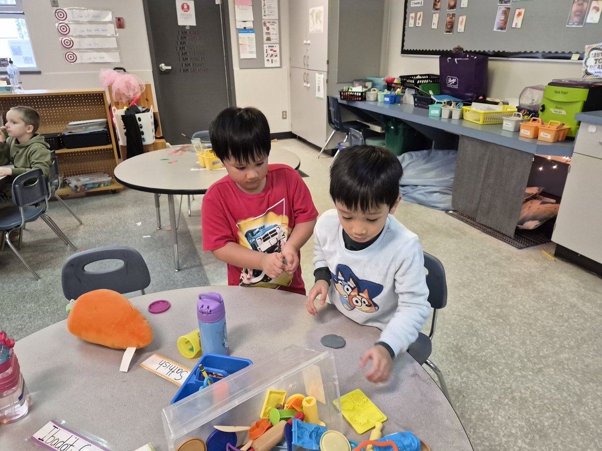 Tammy Siganakis tweet media