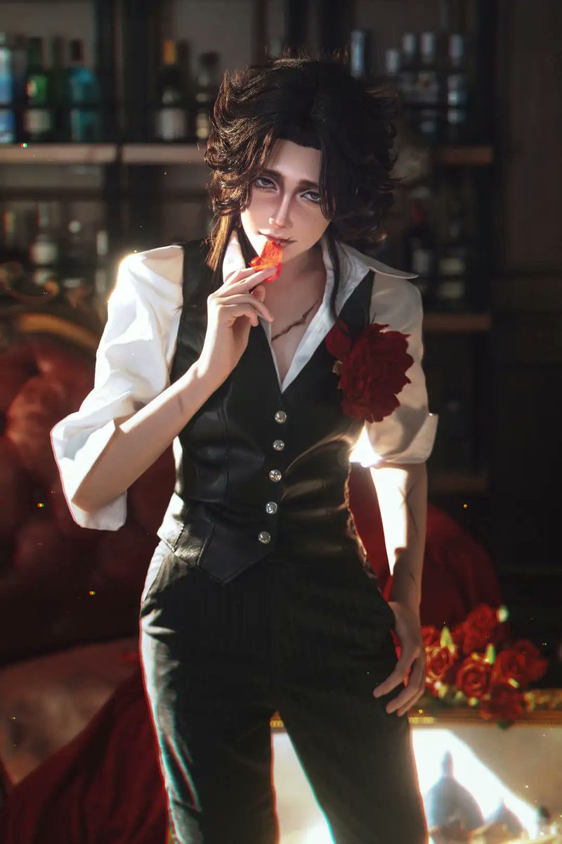 Identity V Media Share tweet media