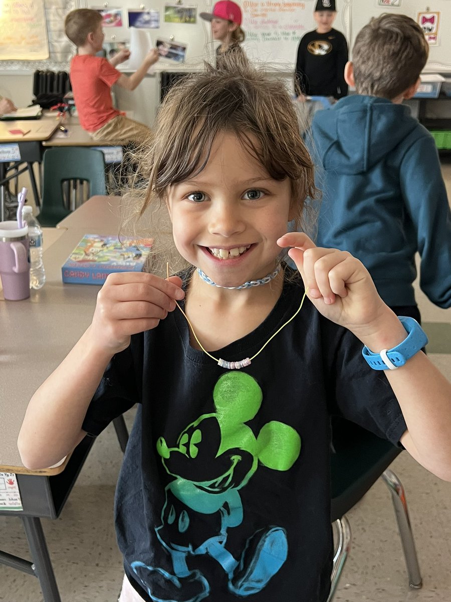 Mrs. Smith tweet media