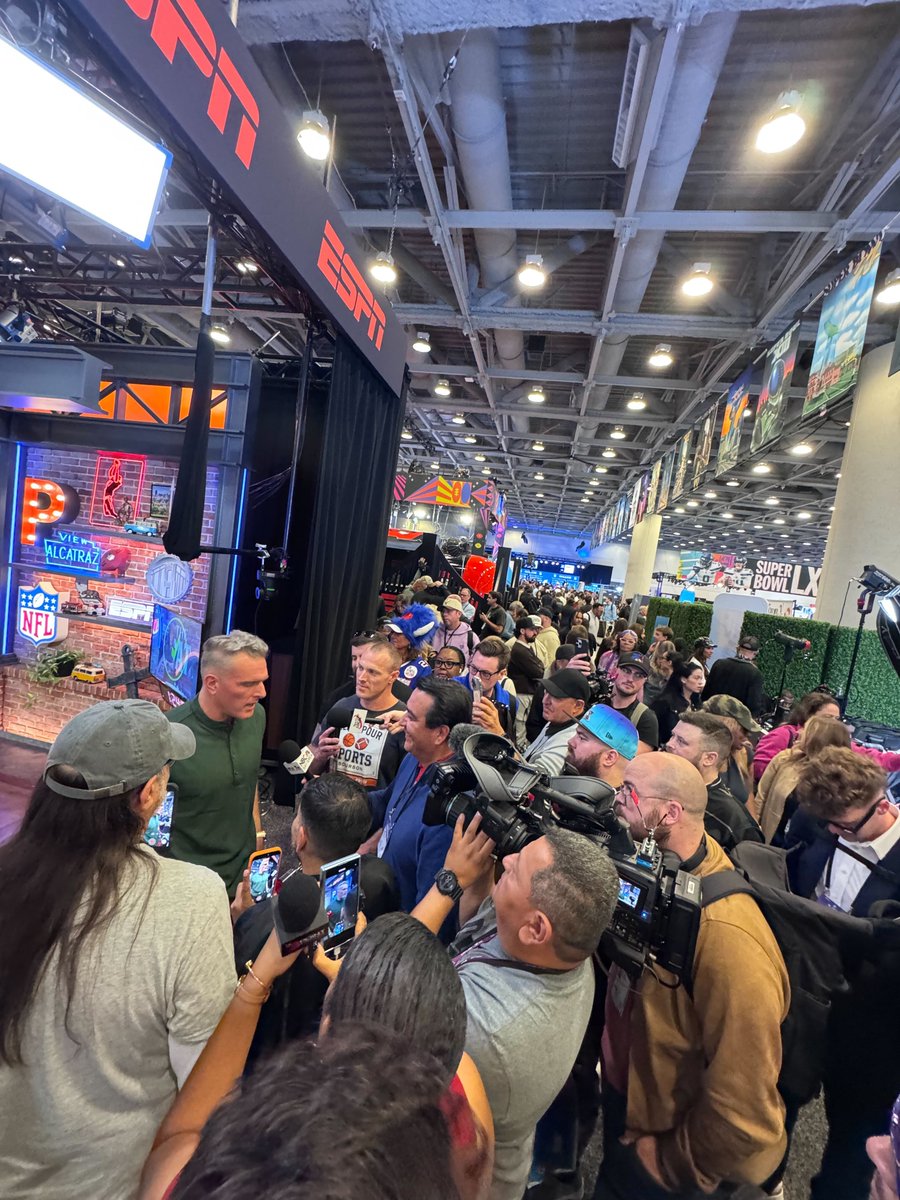 Kyle_Zorn's tweet image. Pat McAfee just spent two hours answering questions from young journalists, content creators, and fans. 

Not one-word responses...thought-out answers.

Radio Row can be intimidating if it’s your first time and you don’t have talent booked. You’re relying on right place, right…