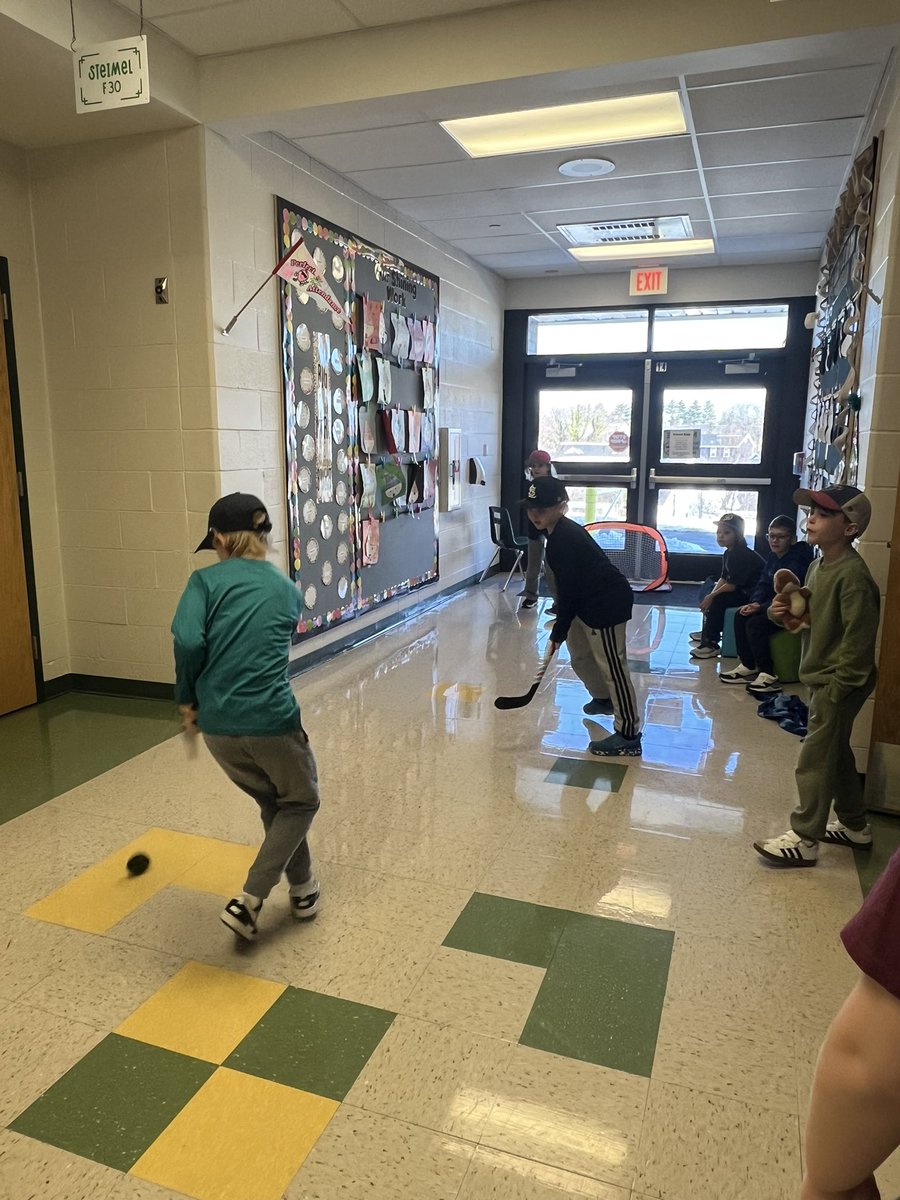 Mrs. Smith tweet media