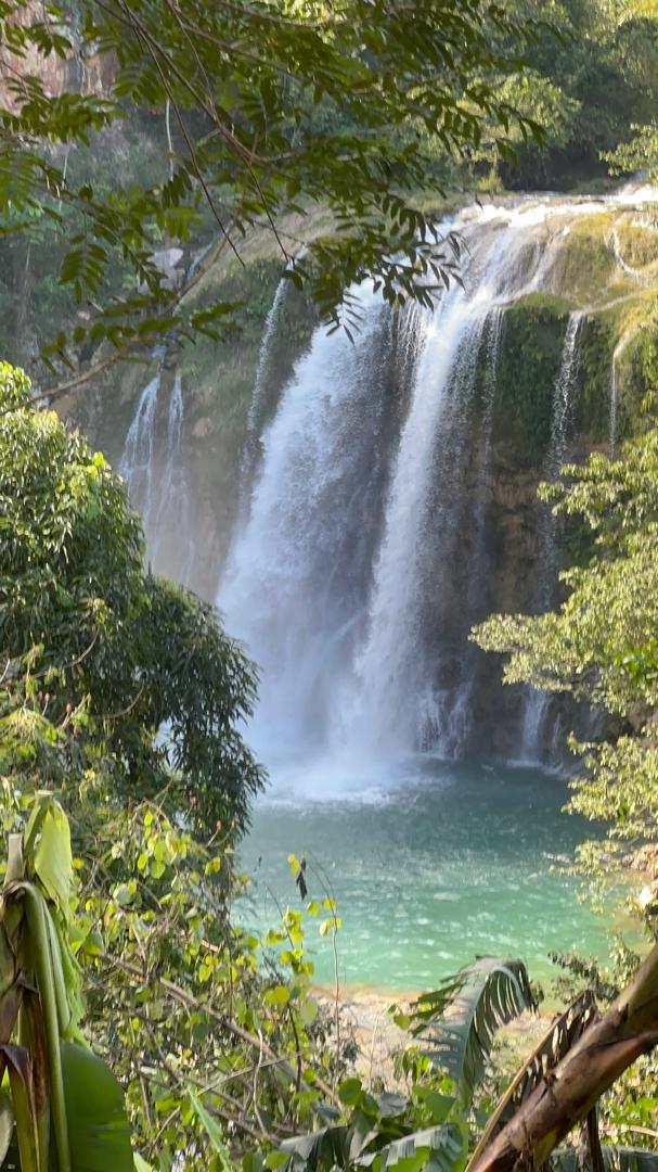 GuittcheloF's tweet photo. Sous @lavi
Yon tablo @atizana naturel ki montre fòs @lanti
dlo k ap koule, vèt ki ap respire, lapè ki ap viv.
Li pote @trankilite, espwa ak @enspirasyon nan chak espas.
Sous Lavi – lanati nan kè ou. 💧🌱 https://t.co/fj3b8WRlRh