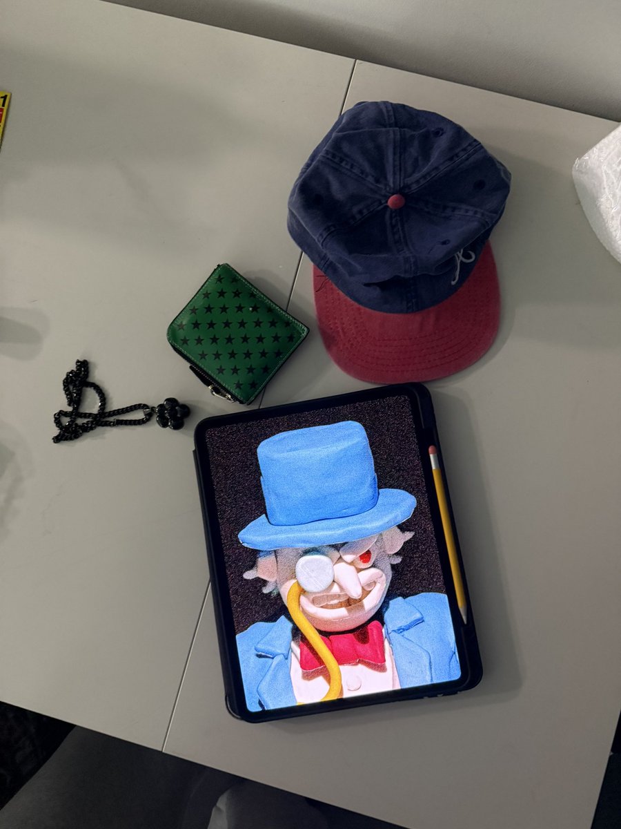 POSTER SERIES 

SPOOKY X VAMEEE

FEBRUARY 6th 3pm EST!