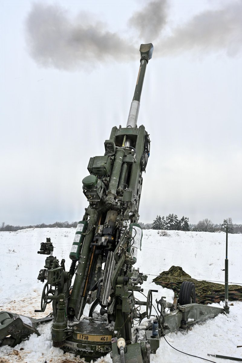 USArmyEURAF's tweet photo. 🚀 Transforming Training into Action! #SkySoldiers 🪂 showcased their lethal capabilities during Dynamic Front 26 at GTA, Germany. This is how we counter aggression with multi-domain power! 💪 Together, we’re ready to respond! #56thArtilleryCommand #DynamicFront #WeAreNATO https://t.co/j3PcST7DK5