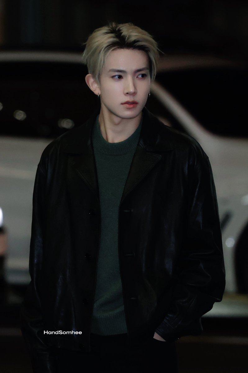 HandSomehee tweet media