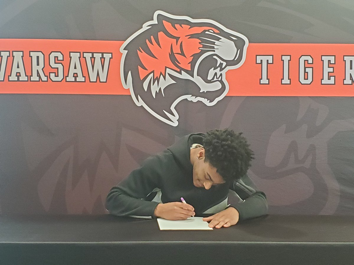 Warsaw Tiger Football tweet media