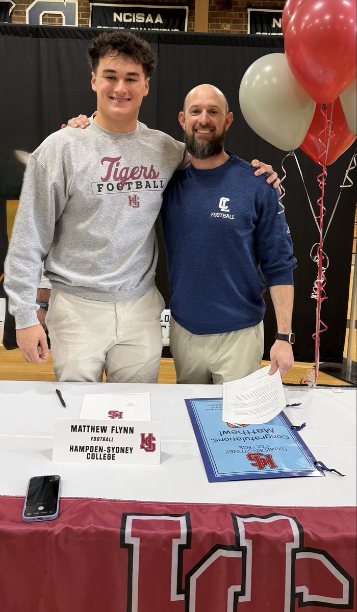 CoachDrewDayton's tweet image. Congrats to our guy @matthew_flynn08 on his commitment to @HSC__FOOTBALL today! Go Hawks! @FootballLatin